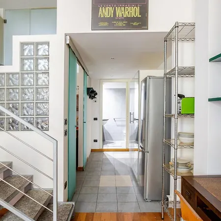 公寓 Cozy Loft In The Heart Of Isola District